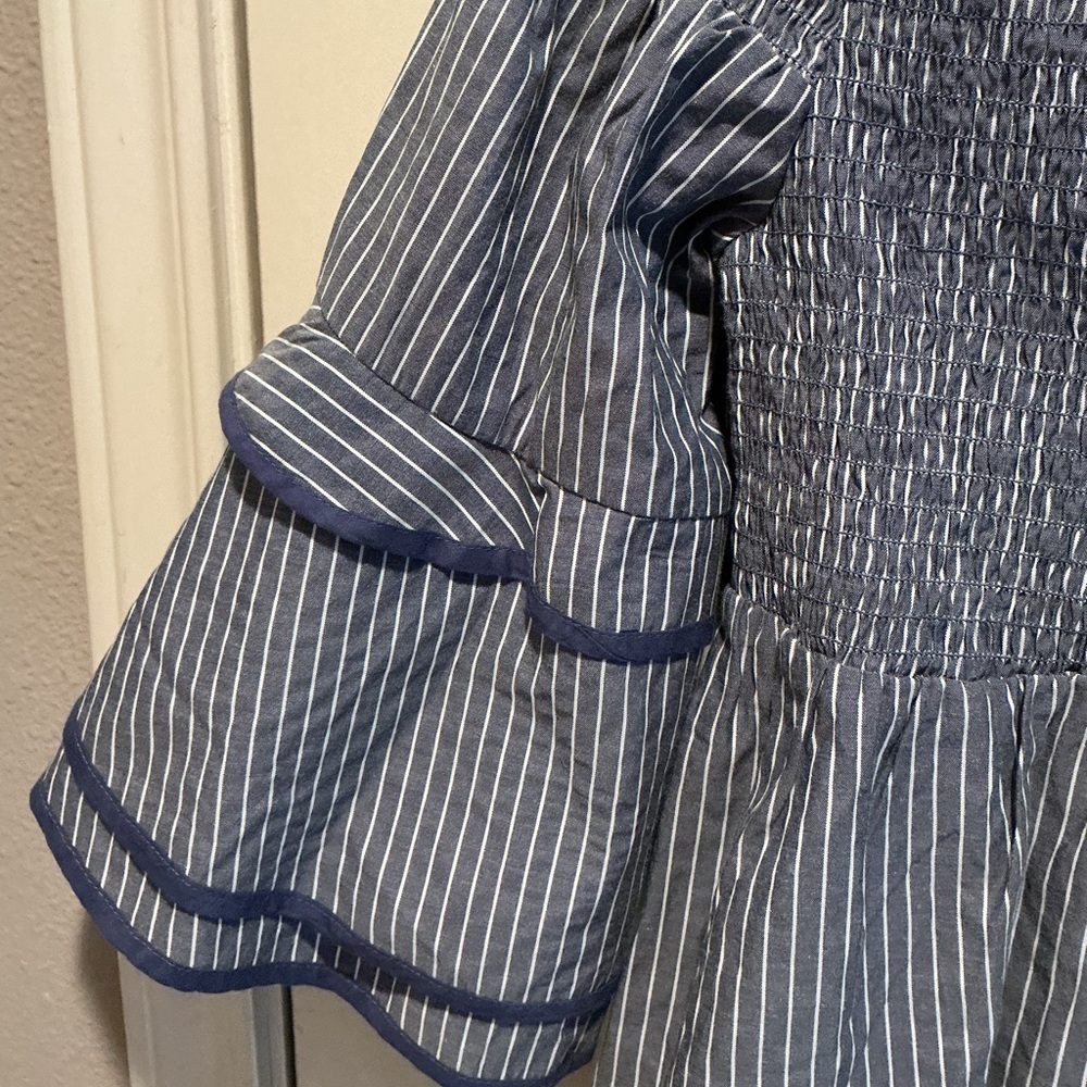 American Eagle Outfitters off-the-shoulder striped blouse. Size S. - Picture 6 of 10